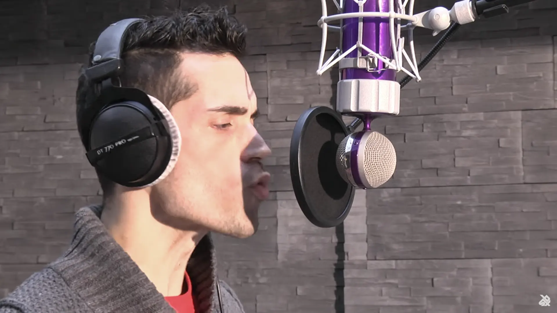 Imagen de Markooz Beatbox en la sesión de estudio de Grand Beatbox Battle